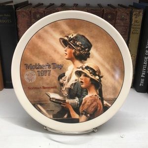 0486 Vintage Norman Rockwell Mother's Day 1977 Collectible Plate